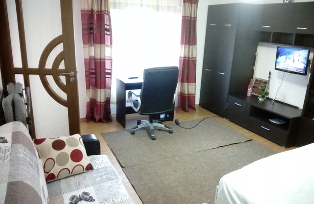 Comfortable as at home!Rest and relax , with garden view.Great prices!
