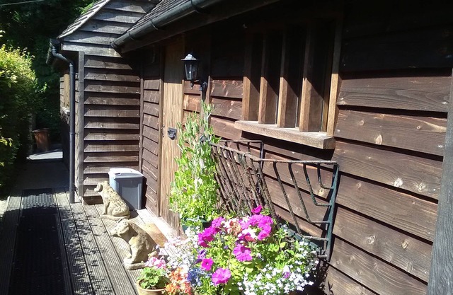 Comfortable Barn, Ashdown Forest, Fantastic Local Pub, Excellent For Walkers
