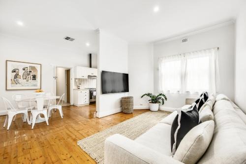 Comfortable & Convenient Family Home