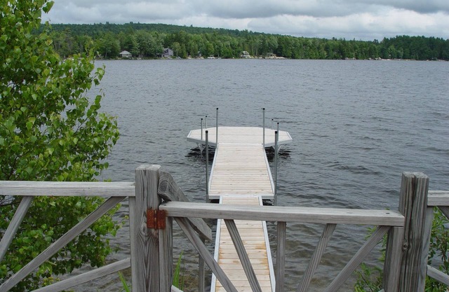 Comfortable Cottage Located Directly On The Water With Large Wrap Around Deck