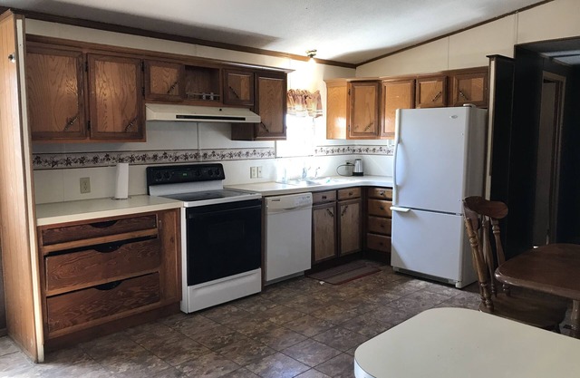 Comfortable Family Hunting Lodge
