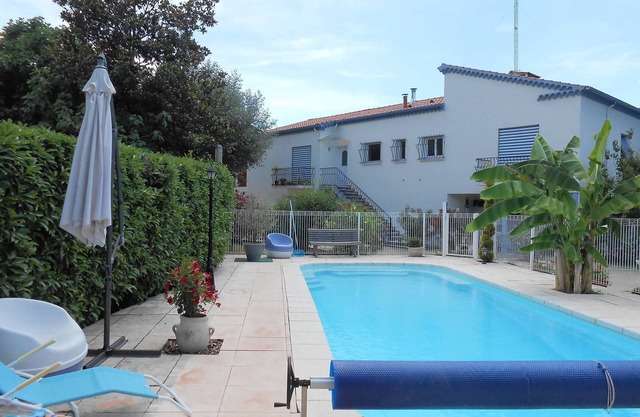 COMFORTABLE GITE - POOL - LARGE GARDEN - BASSES CEVENNES