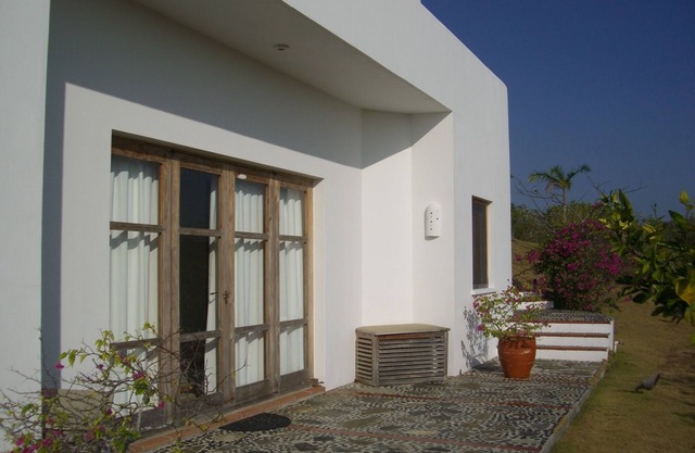 Comfortable Granny with private pool and splendide Ocean View in Design Villa