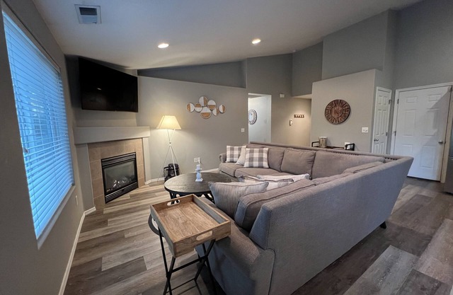 Comfortable home near Outlets, Wineries and Tulip Festival