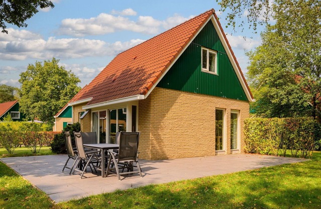Comfortable bungalow for 6 people