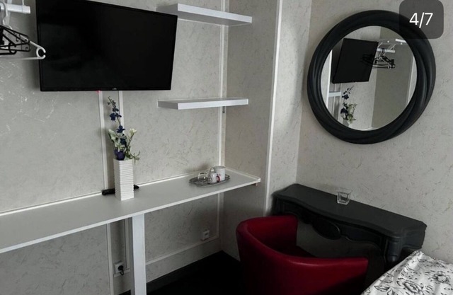 Comfortable, quiet Mawa room with adjoining bathroom in Vaulx en Velin (69)