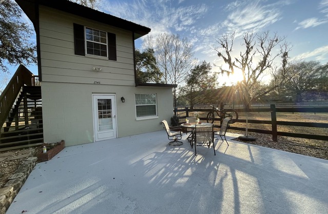 Comfortable studio located on 3.25 pastured acres on a private farm.