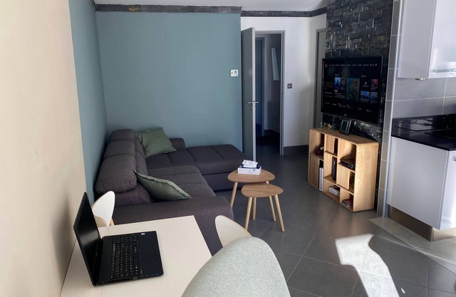 Comfortable T3 for 8 with balcony in Peyragudes, ski-in access, free shuttle