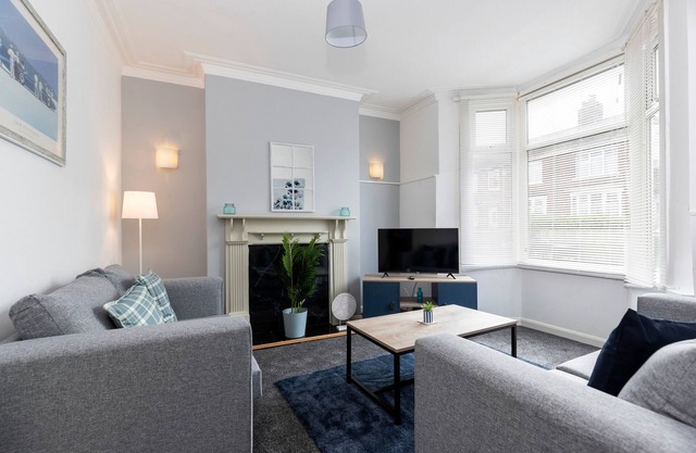 Comfortable & very spacious home