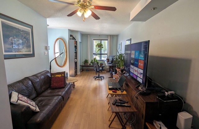Comfy by the 3 Rivers Pointe-Gatineau 3-4 month Rental Nov20-March31 OwnerInSun