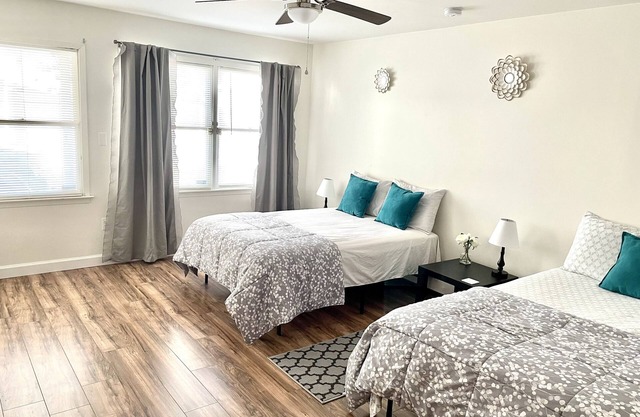 Comfy, Clean & Spacious w/2 TVs, parking, laundry