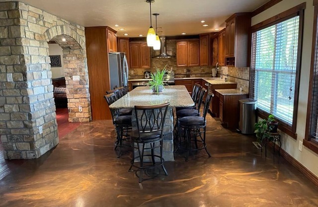 Comfy Home for 8 /Colorado