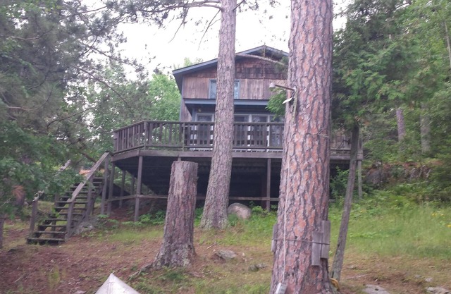 Comfy Lake Vermilion Cabin- Pet-friendly, 3 Bedrooms