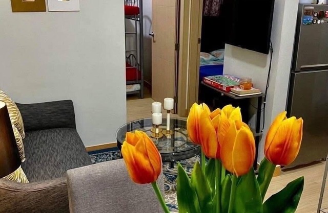 ComfyPlace 2BR-Unit Trees Fairview QC