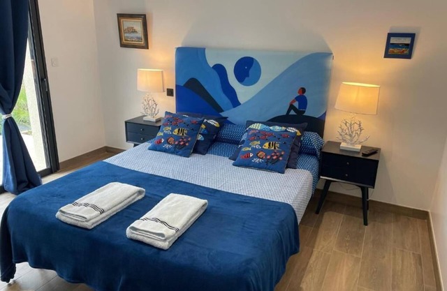 Comme à la Maison Près de la Dolce via