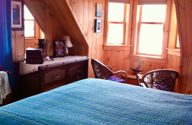 COMMANDER'S KEEP VACATION HOME - 4 1/2 ⭐️