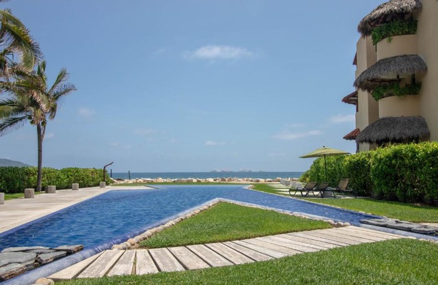 Condo BEACH FRONT PLAYA BLANCA GARDEN