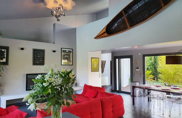 Contemporary whole villa with swimming pool, parking.