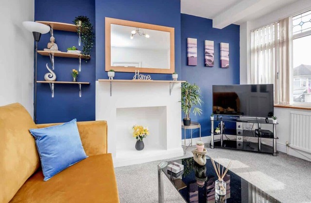 Contractors | Long Stays Free parking | Fast Wifi