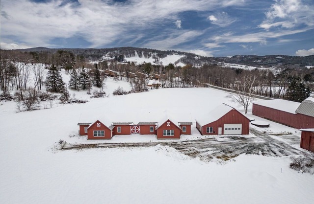 Converted Carriage Barn | The Carriage House Unit1