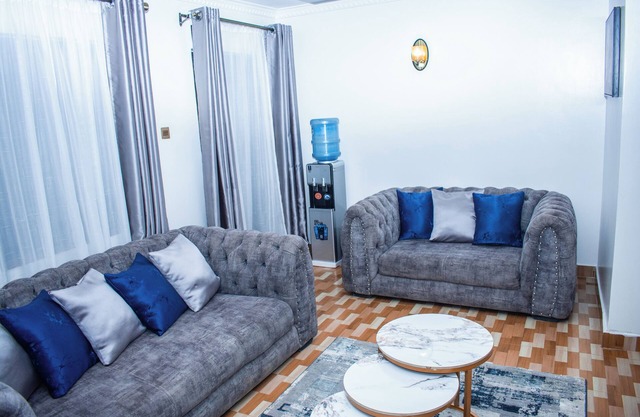 Cool Breeze Penthouse: Where Safe, Clean Comfort Meets Convenience
