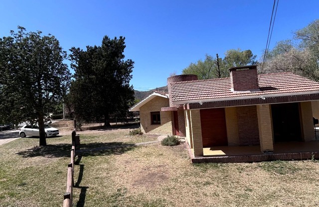 Cool chalet with AC in Villa General Belgrano