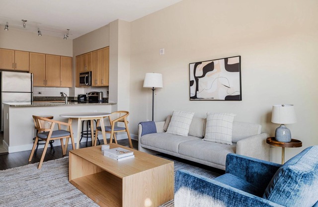 Cool Mount Vernon 1BR w/Gym & Rooftop Pool, nr Arena, by Blueground