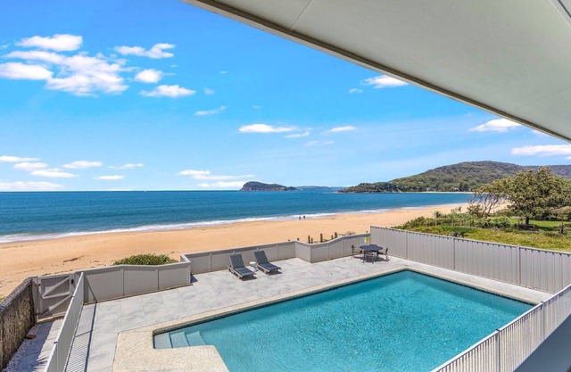 Coral Sea by HolidayCo.