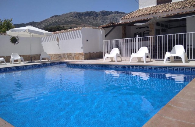 Cortijo el llano Priego de Córdoba