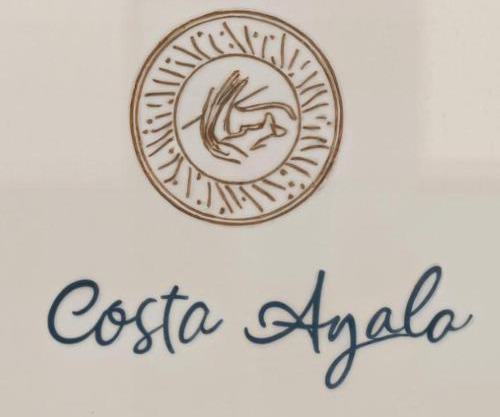 Costa Ayala casa para 18 personas a cuadra y media de la playa