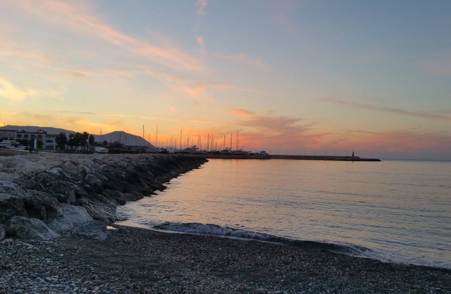 Cosy 1Bedroom Apartment opposite Latsi Marina