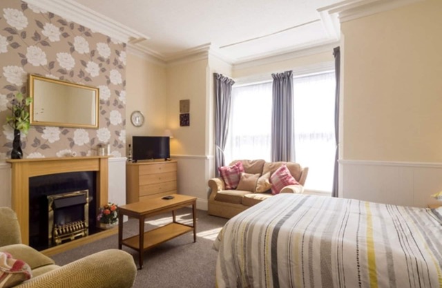 Cosy 2-bedroom Apartment close to the sea