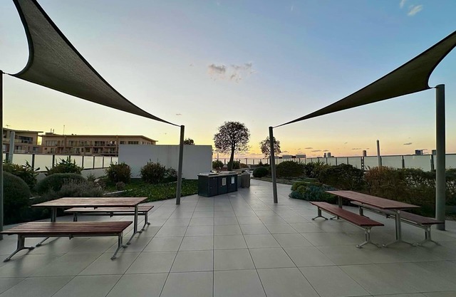 Cosy 2-Bedroom Apartment Homebush NSW