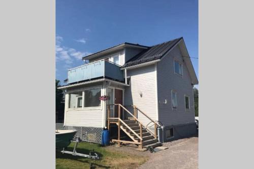 Cosy 4 Big r+sauna house near communication+market