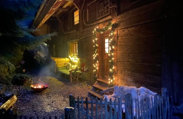 Cosy apartment in historical Black Forest wooden Cottage