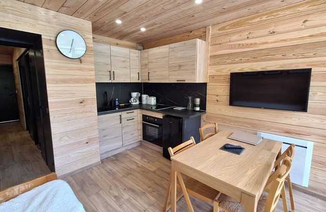 Cosy apartment 15 minutes from Spain!