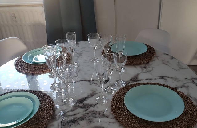 Cosy apartment 50 meters from the beach and secure private parking