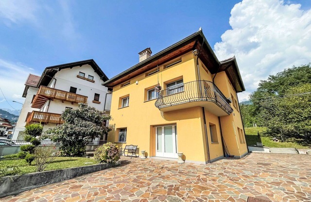 Cosy apartment for 4 guests with WIFI, TV and parking
