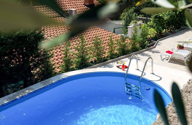 Cosy apartment for 4 people with A/C, pool, WIFI and terrace