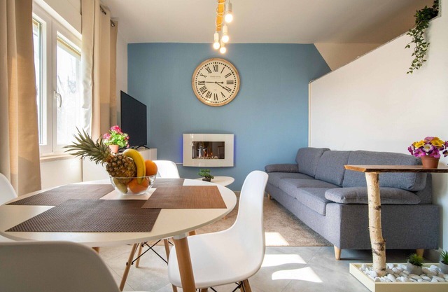 Cosy apartment for 4 people with A/C, WIFI, TV and parking