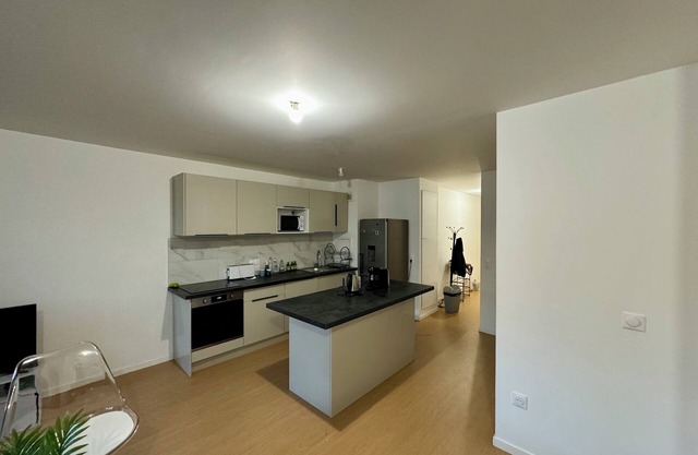 Cosy apartment located in Drancy near Paris/CDG