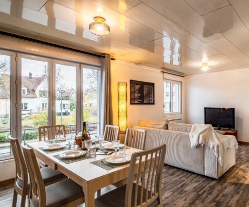 Cosy apartment on Strasbourg Tramway line and Canal - Appartement confortable sur ligne tram Strasbourg et Canal