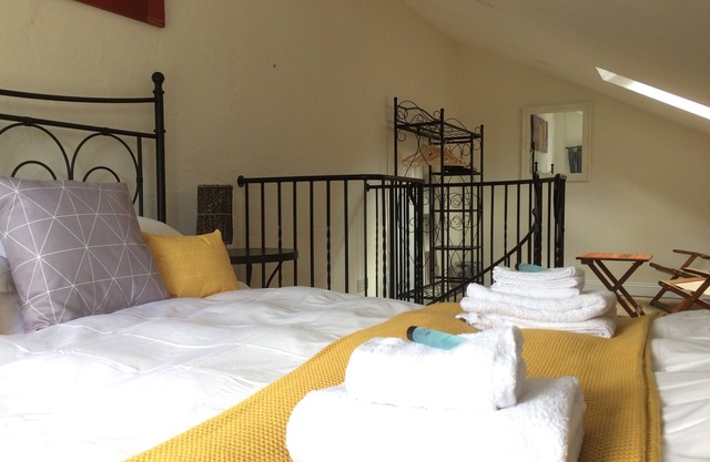 Cosy Cornish Bolt Hole, Pet Friendly