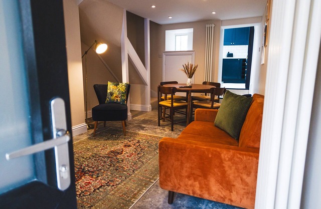 Cosy Cottage | 3 Bedrooms | Beautiful & Modern - Sleeps 6 | 20% Weekly Discount