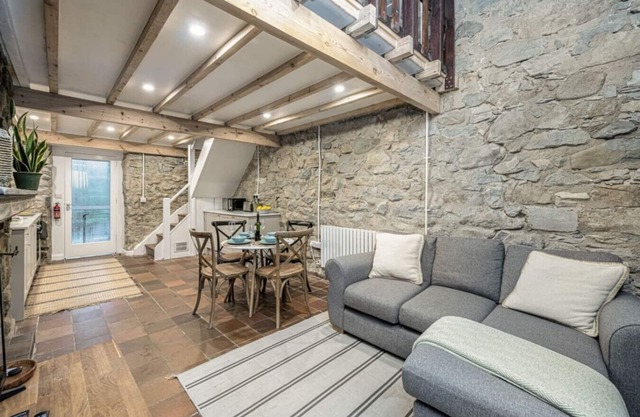 Cosy Cottage Escape In North Wales With Log Burner