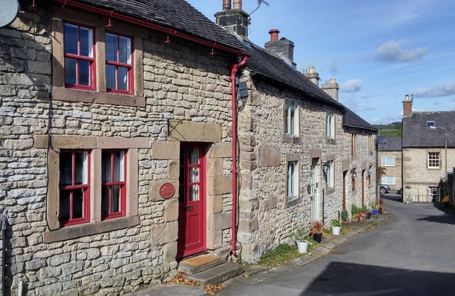 Cosy Cottage in the Beautiful Derbyshire Dales, Peak District