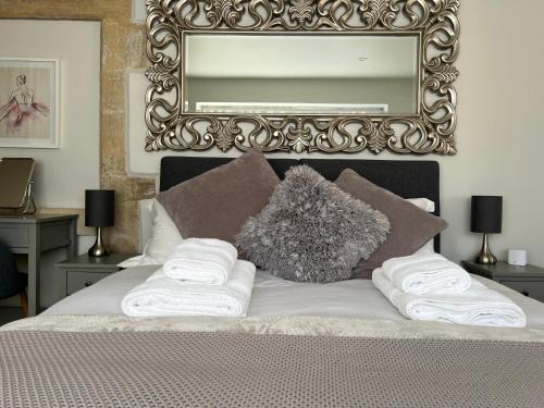 Cosy countryside stay near Bath with free parking