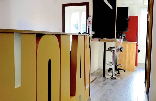cosy design 60m2 apartment 2 bedrooms 4 personnes next to canet beach