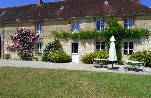 Cosy four bedded farmhouse on the Courtomer estate- space and privacy guaranteed