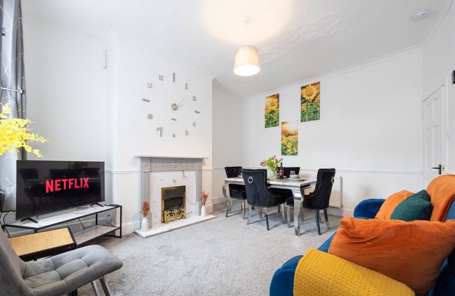 Cosy Four Bedroom Terrace Rishton